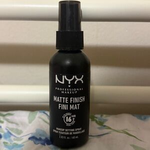 NYX Professional Makeup Matte Finish Makeup Setting Spray